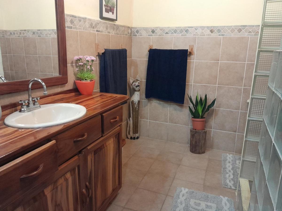 Casas Guaney, Full Furnished Studios! Manuel Antonio Exterior photo